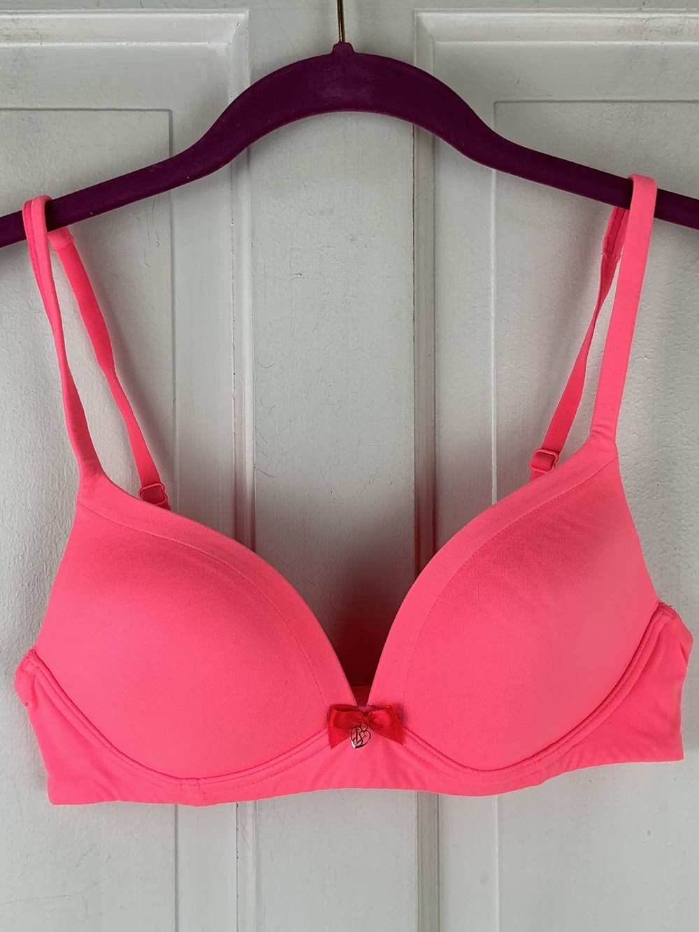 32B Victoria’s Secret Body by Victoria no wire wireless bra
